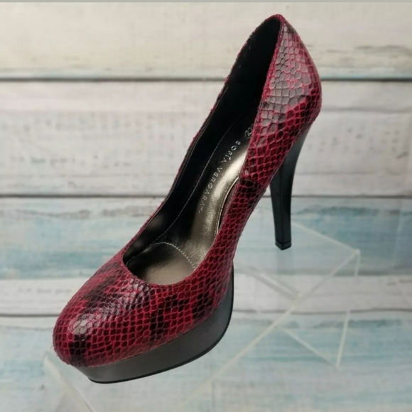 Sofia Vergara Red Isabel Snake Print Platform Heel - Picture 2 of 6